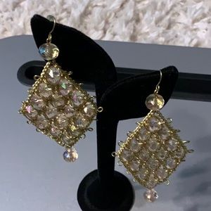 Stunning Beaded Dangle Earrings 🌺